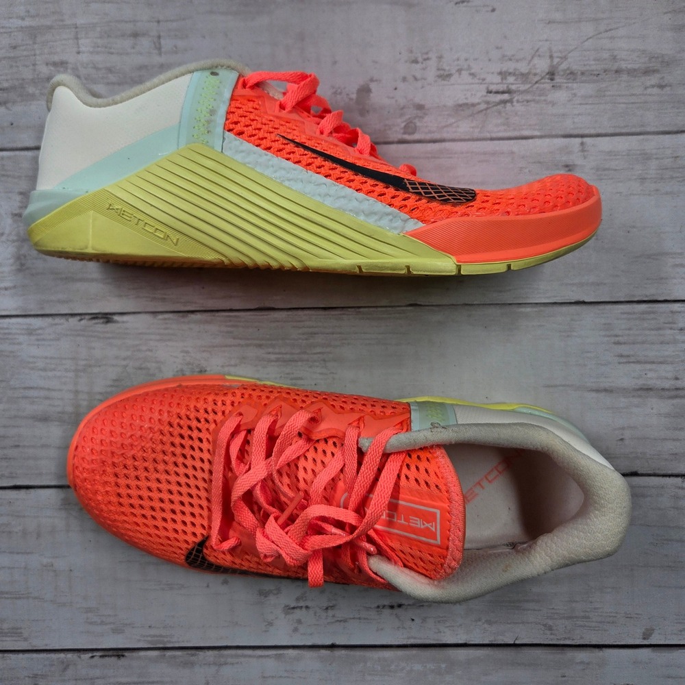 Nike Training Shoes Women 7.5 Orange Metcon‎ 6 Bright Mango AT3160-800 Mesh Flat
